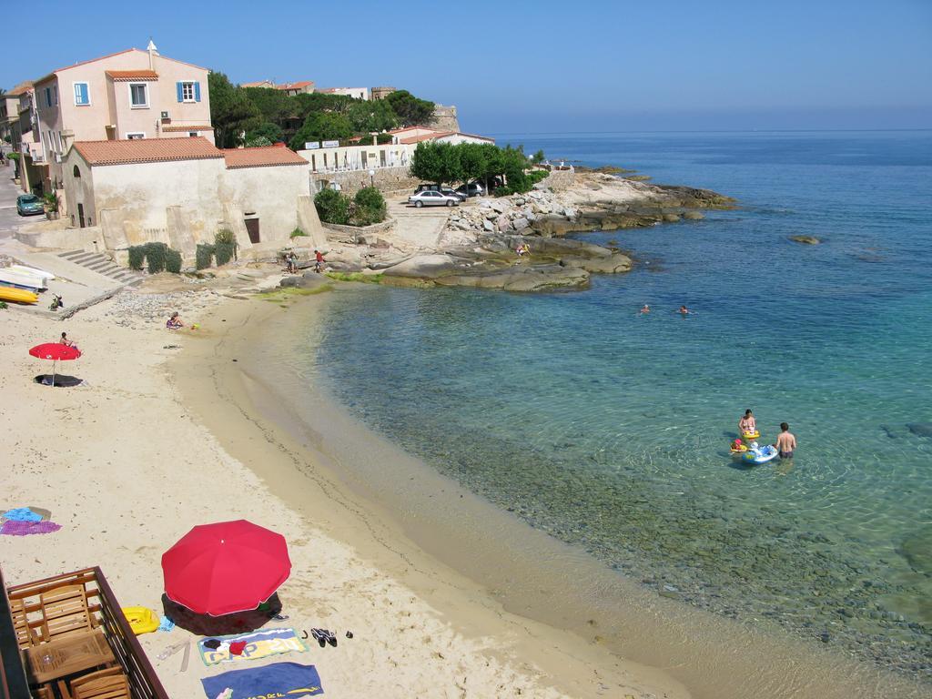 Hotel De La Plage Les Arcades Algajola  Bagian luar foto